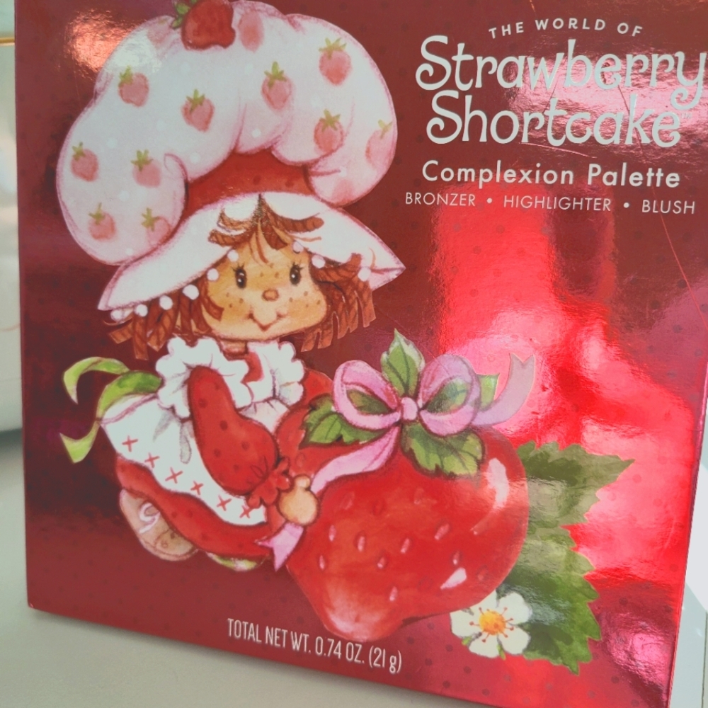 ♤ Strawberry Shortcake Complexion Palette ♤